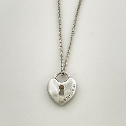 Tiffany & Co Heart Lock Necklace 925 Sterling Silver Green — view 2