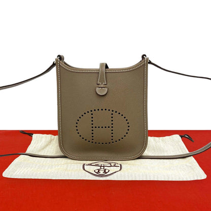 Hermes Evelyne TPM 16 Amazone Veau Epsom Shoulder Bag Etoupe