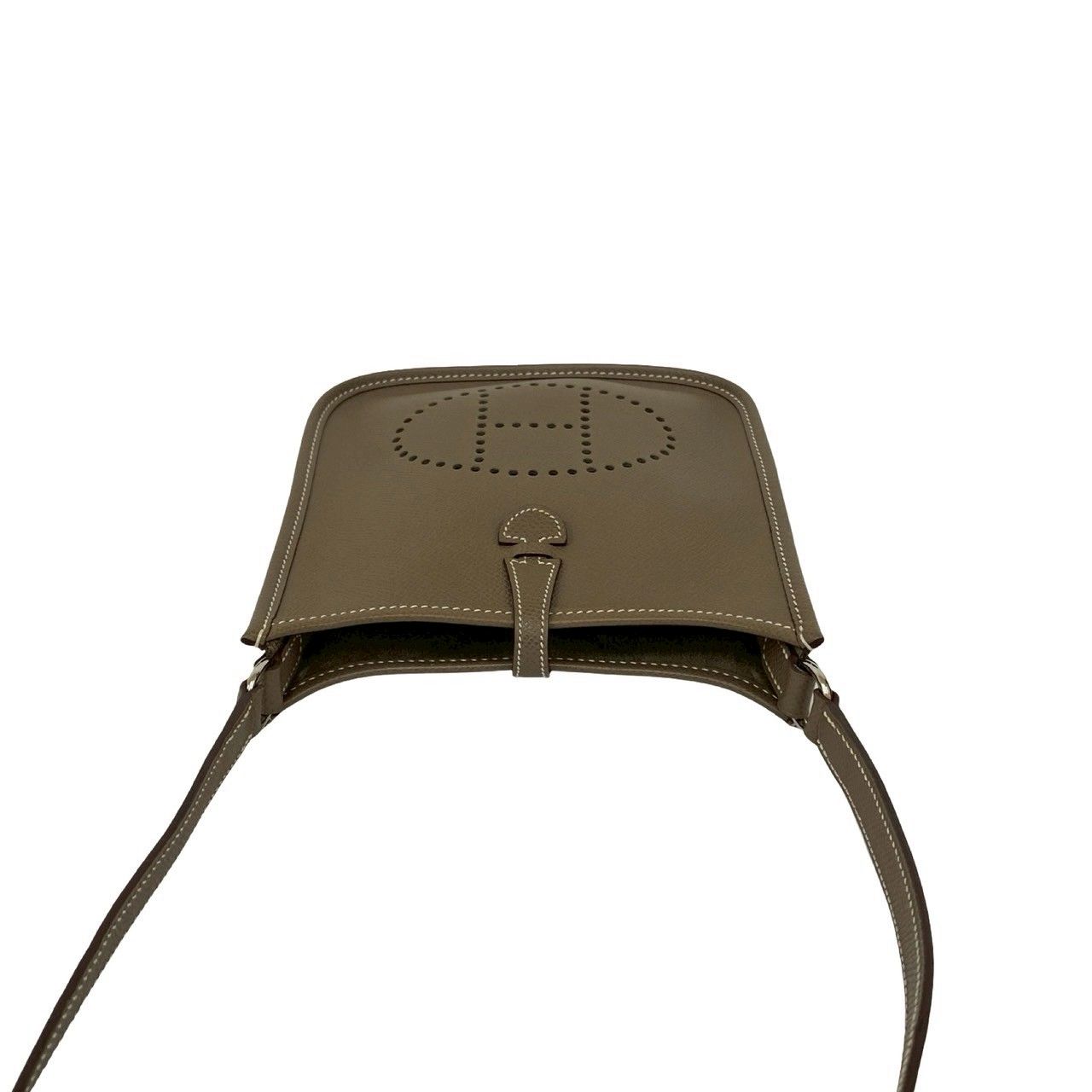 Hermes Evelyne TPM 16 Amazone Veau Epsom Shoulder Bag Etoupe — view 4