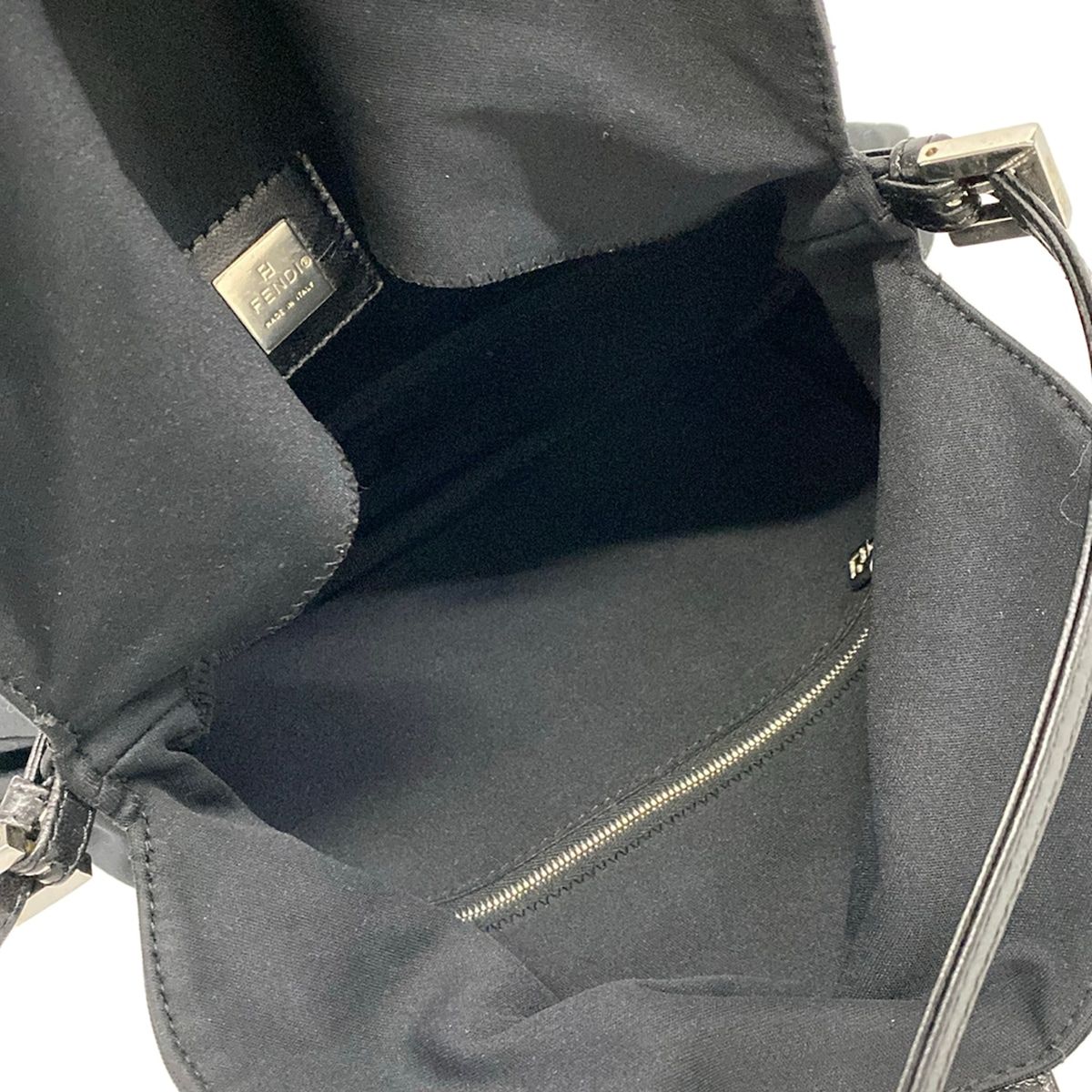 Fendi Shoulder Bag Black — view 7