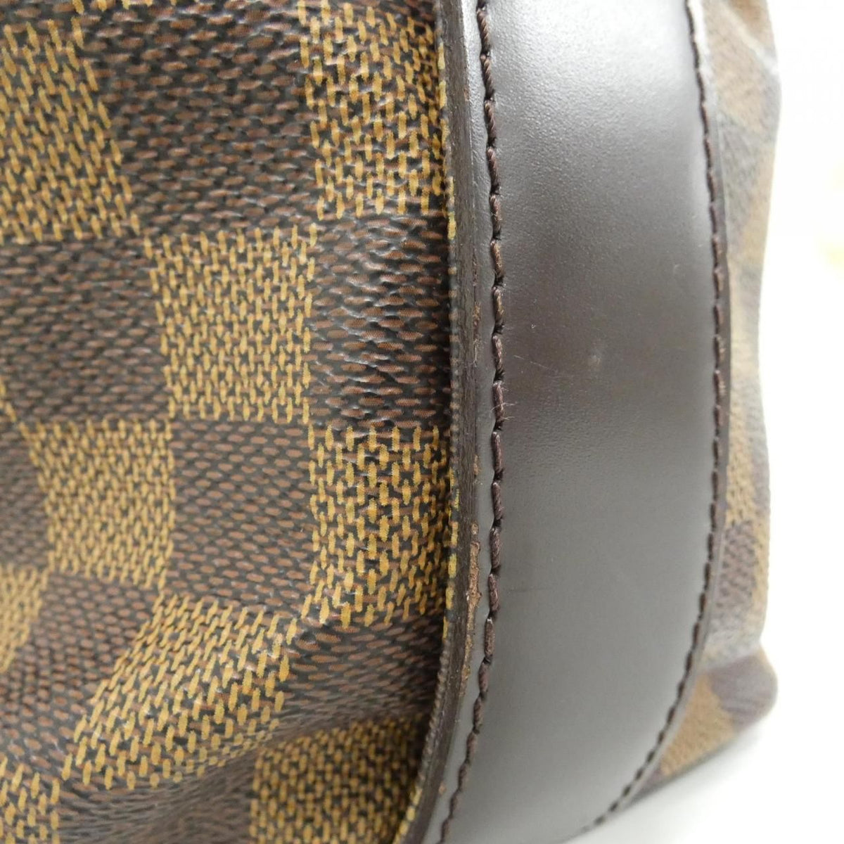 Louis Vuitton Damier Chelsea Shoulder Bag — view 3