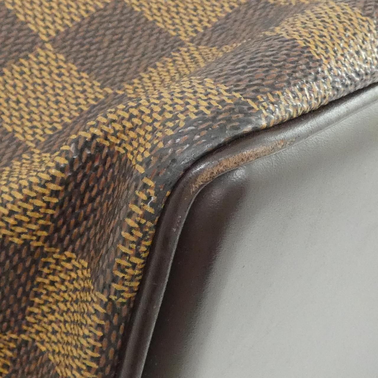 Louis Vuitton Damier Chelsea Shoulder Bag — view 2