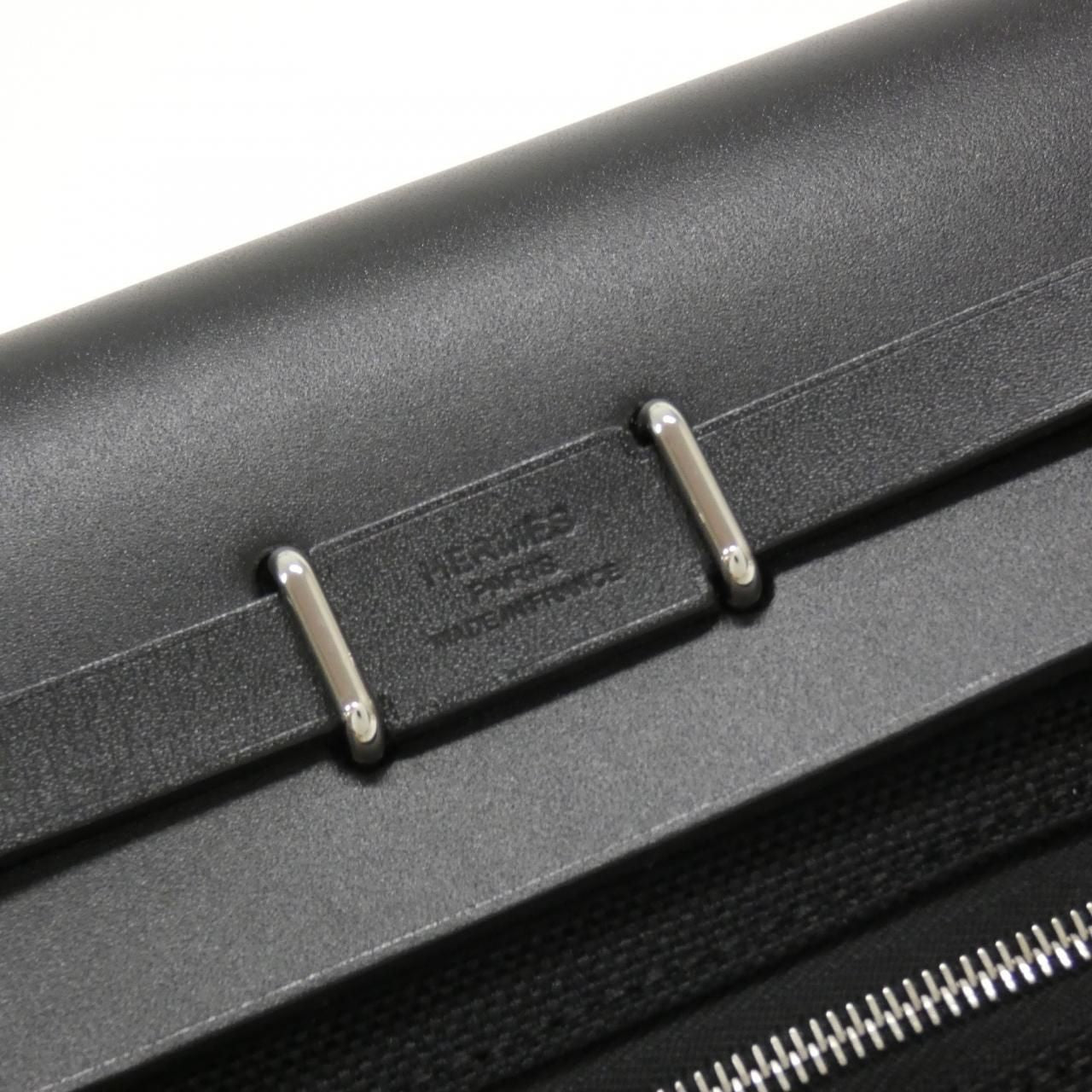 Hermes Herbag Zip 20 Shoulder Bag — view 5