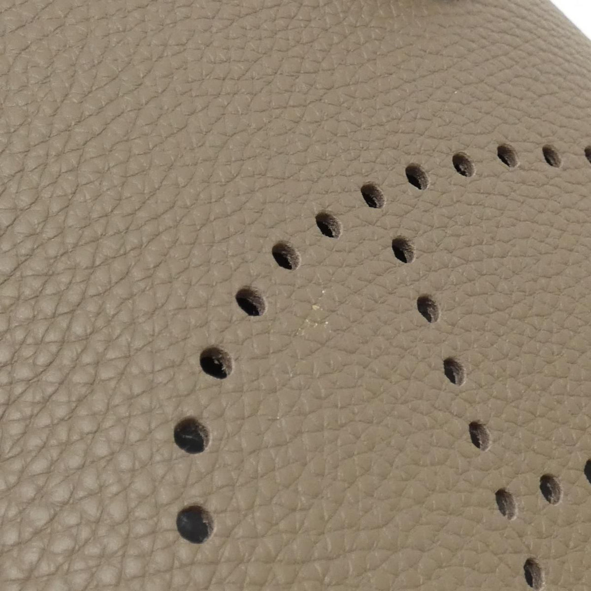 Hermes Evelyne 3 PM Shoulder Bag — view 4