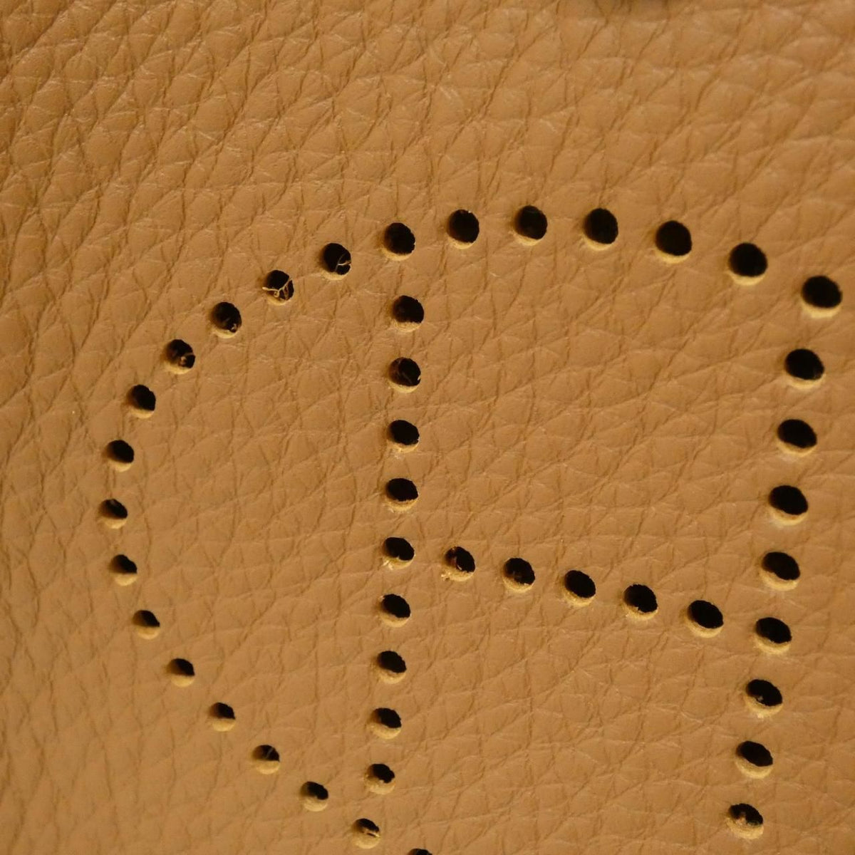 Hermes Evelyne Amazon 16 Shoulder Bag — view 4