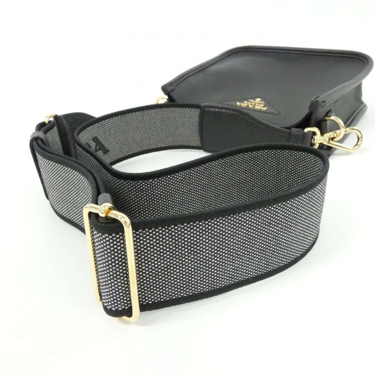 Prada Shoulder Bag Gold — view 5