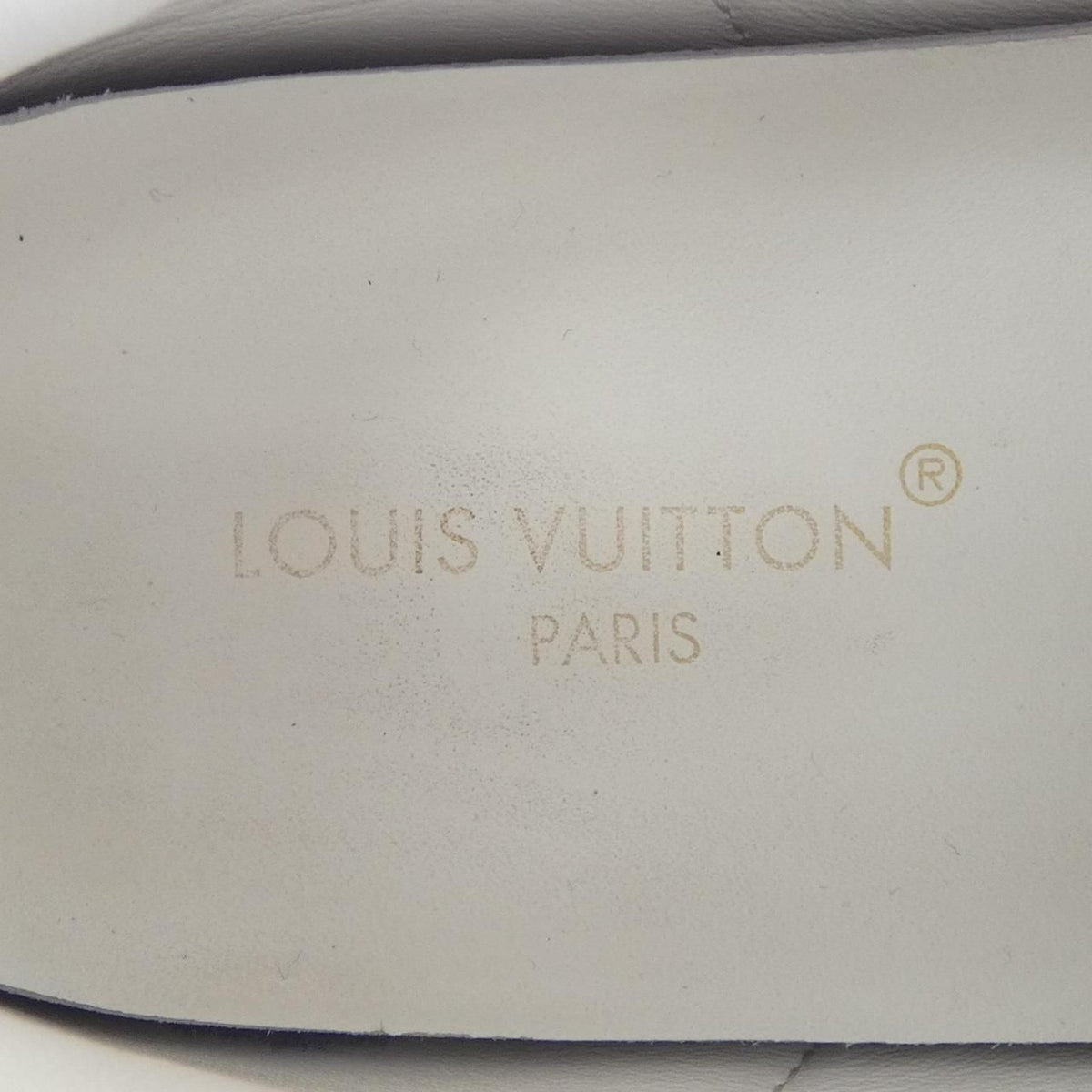 Louis Vuitton Time Out Line Sneakers — view 6