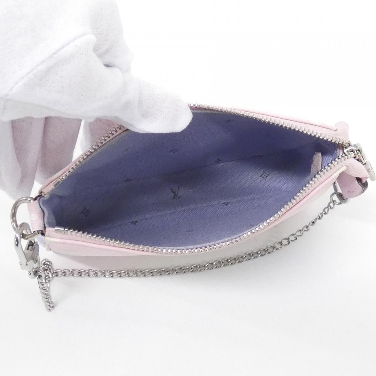 Louis Vuitton LV Escale Mini Pochette Accessoires Pouch — view 6