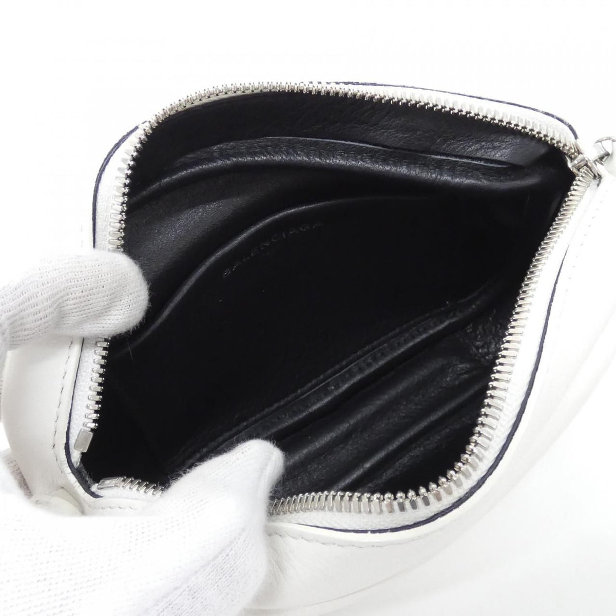 Balenciaga Everyday Camera Bag XS 6 W2n — view 7