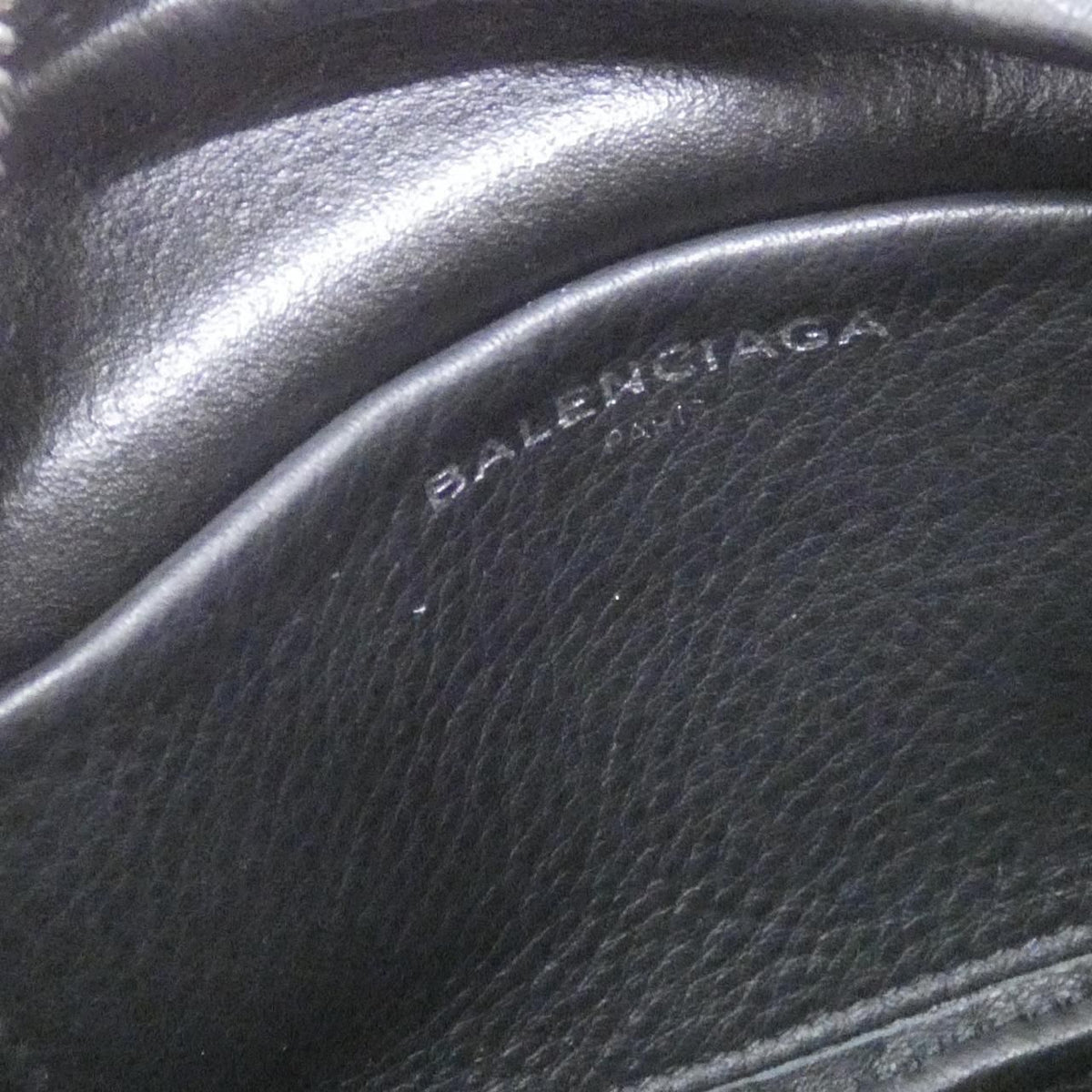Balenciaga Everyday Camera Bag XS 6 W2n — view 8
