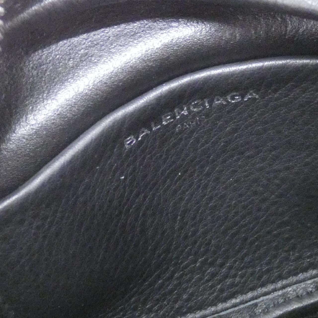 Balenciaga Everyday Camera Bag XS 6 W2n — view 8