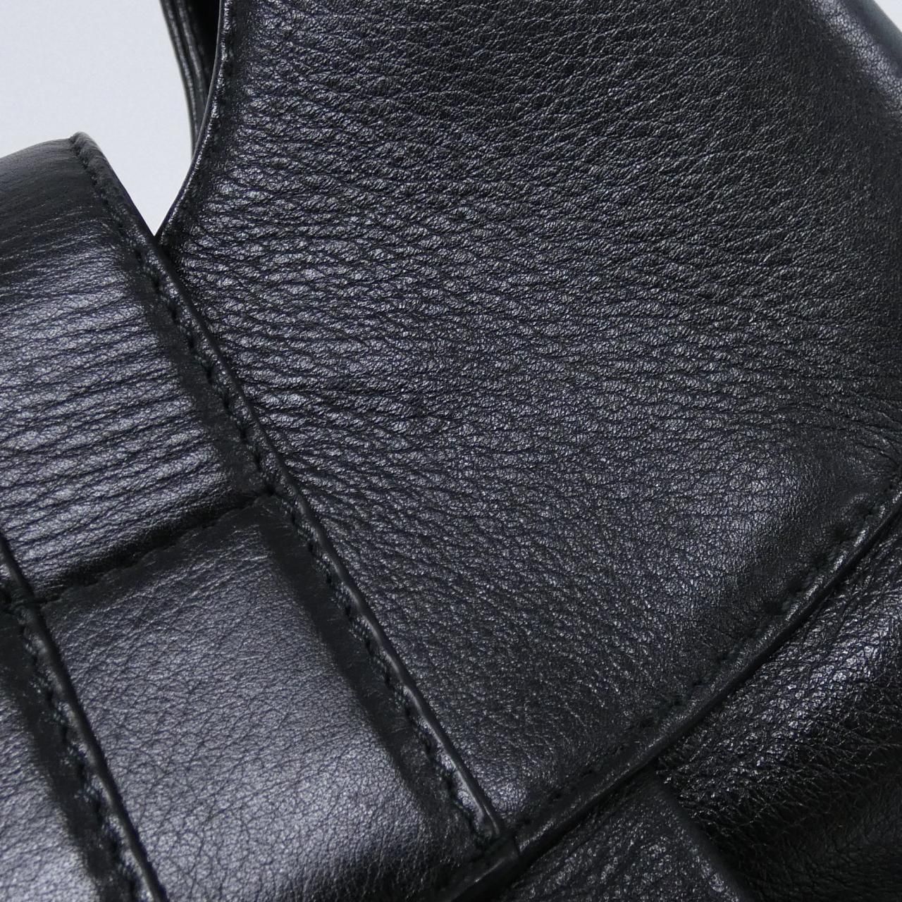 Bvlgari Chandra Shoulder Bag — view 4