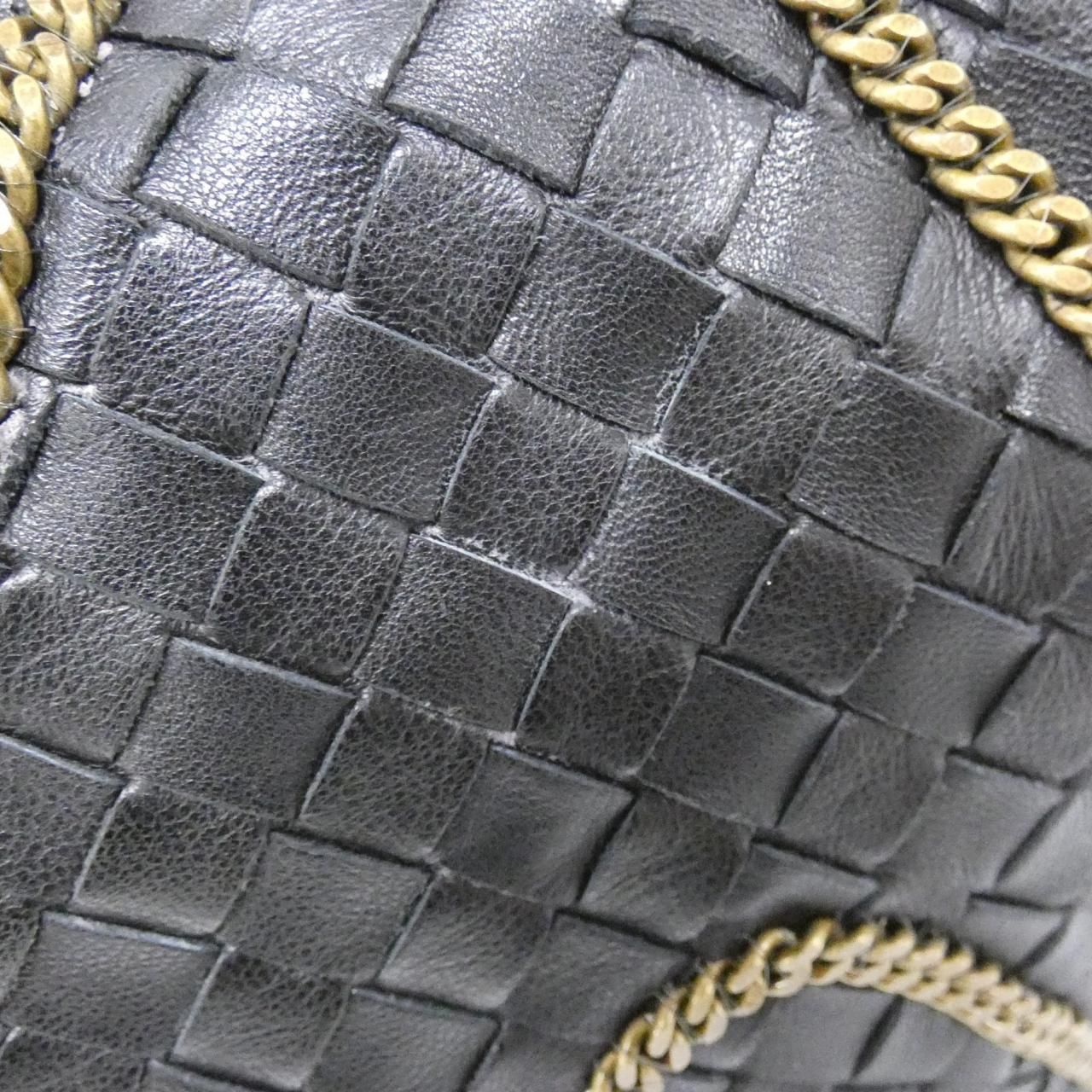 Bottega Veneta Vacao Shoulder Bag — view 4