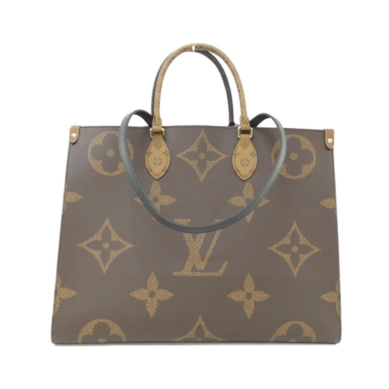 Louis Vuitton Monogram Giant on the Go GM Bag