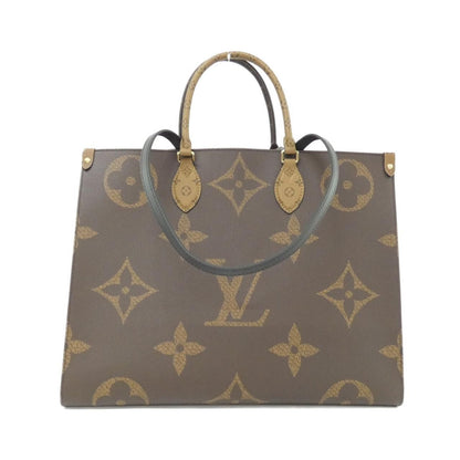Louis Vuitton Monogram Giant on the Go GM Bag