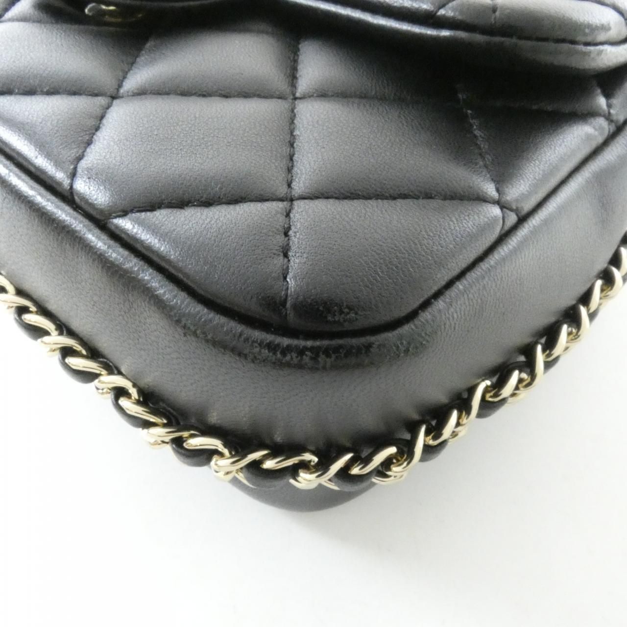 Chanel Shoulder Bag Black — view 3