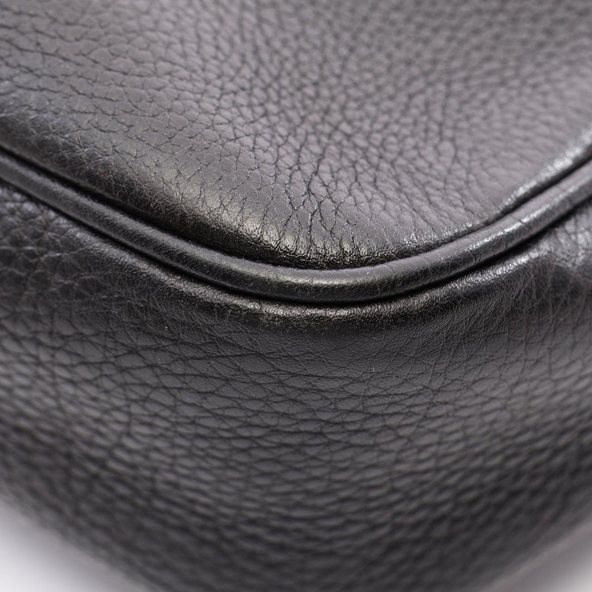 Gucci Shoulder Bag Soho Disco Interlocking G Black Leather Small — view 6