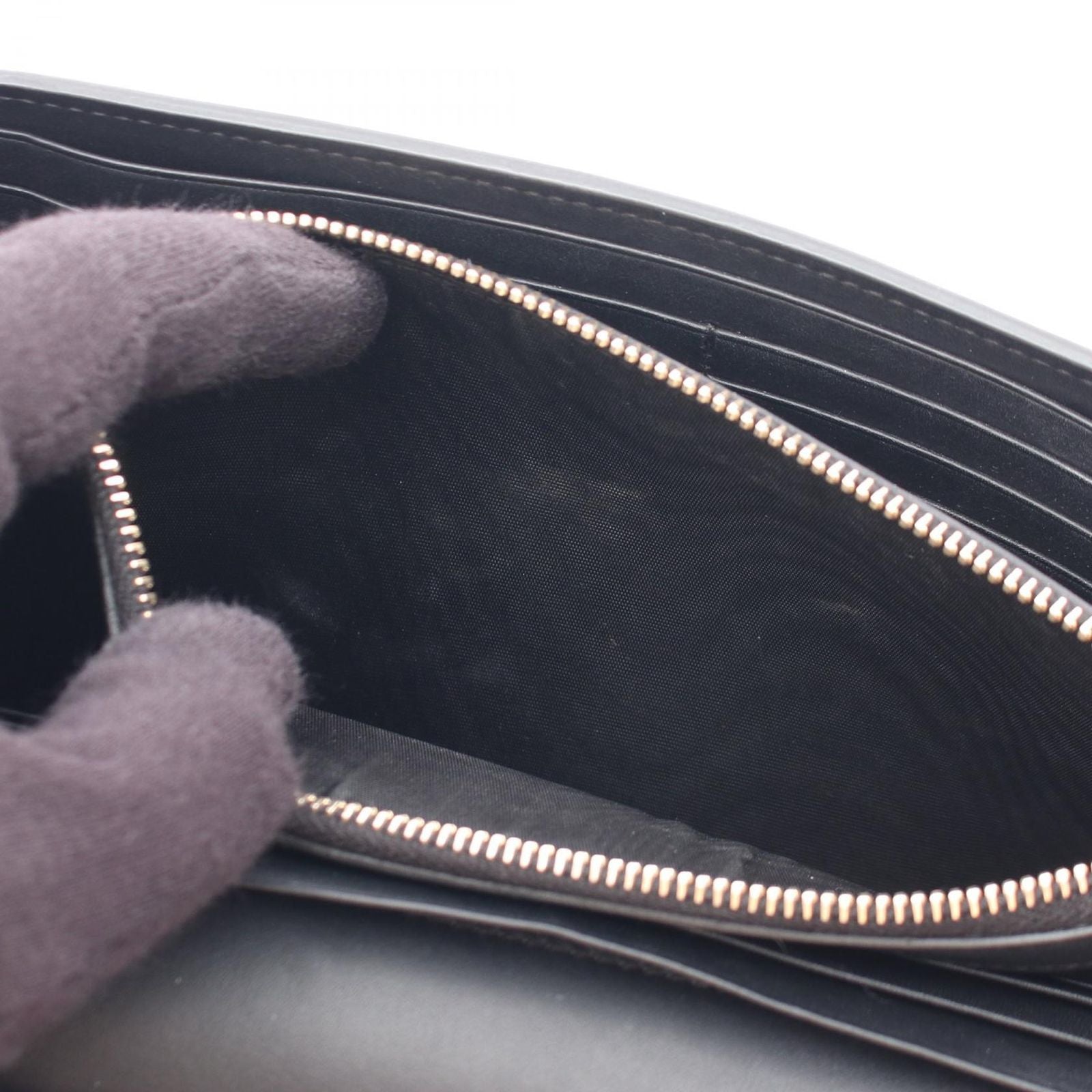 Saint Laurent Paris Shoulder Bag Classic Black Leather Chain Wallet — view 7