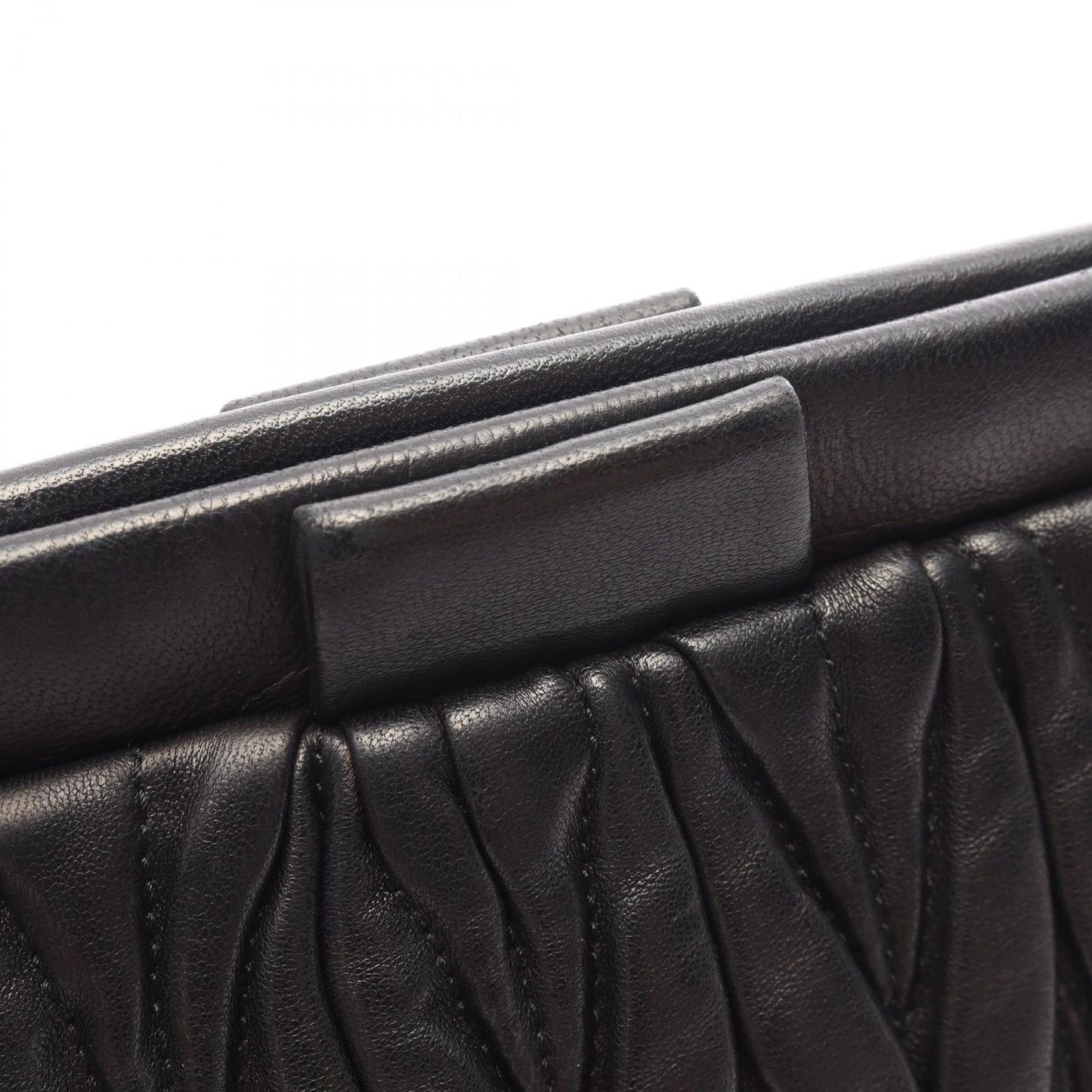 Miu Miu Clutch Matelasse Black Leather — view 6