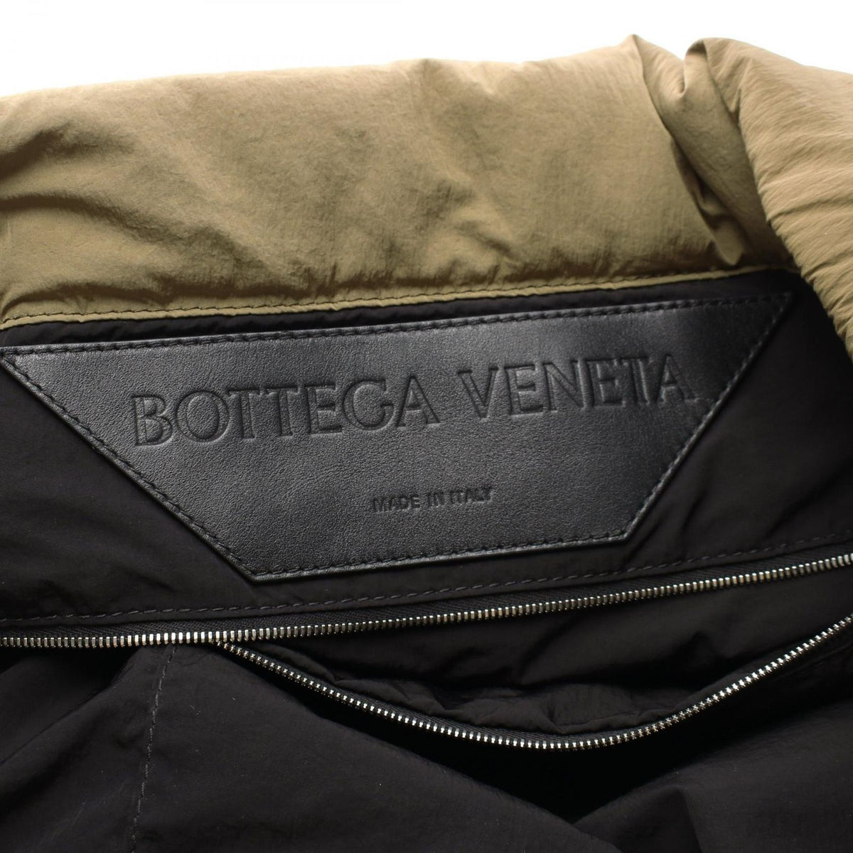 Bottega Veneta Tote Crossroad Buckle Khaki Black Nylon Leather — view 4