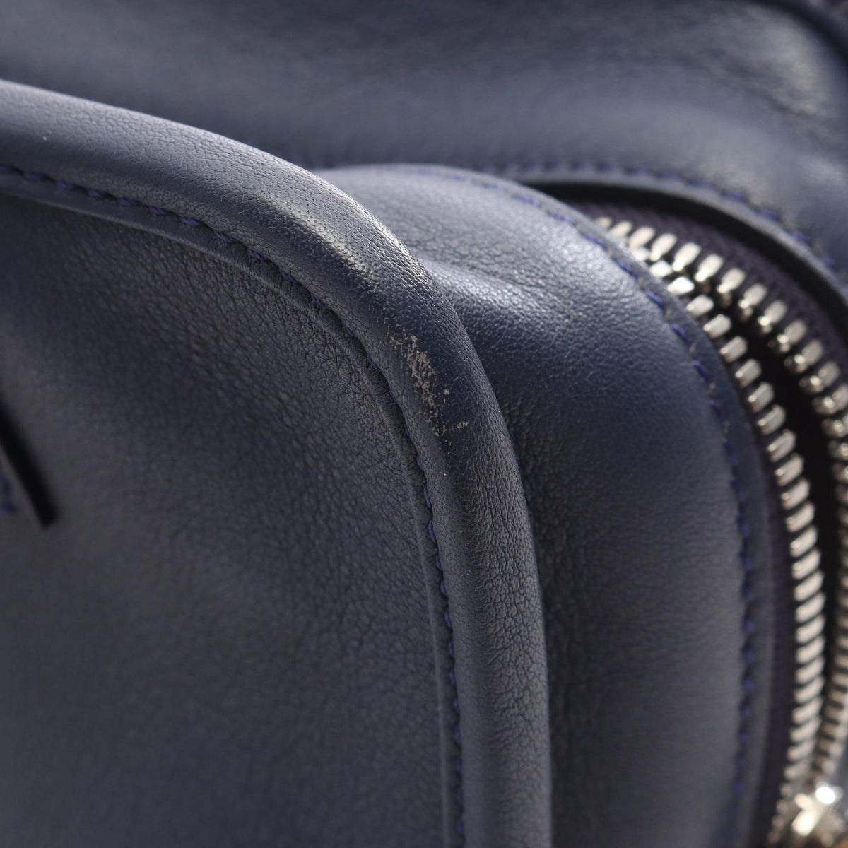 Loewe Handbag Amazona 23 2-Way Navy Leather — view 5