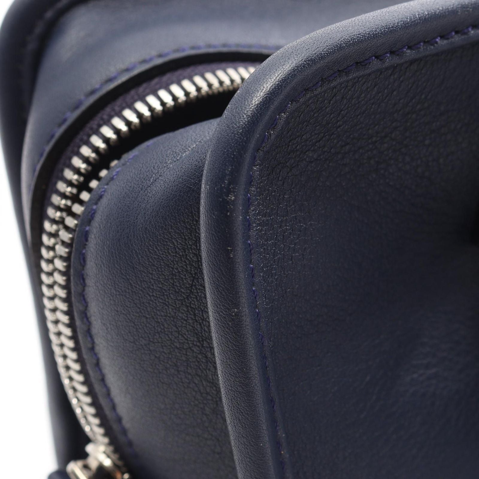 Loewe Handbag Amazona 23 2-Way Navy Leather — view 6
