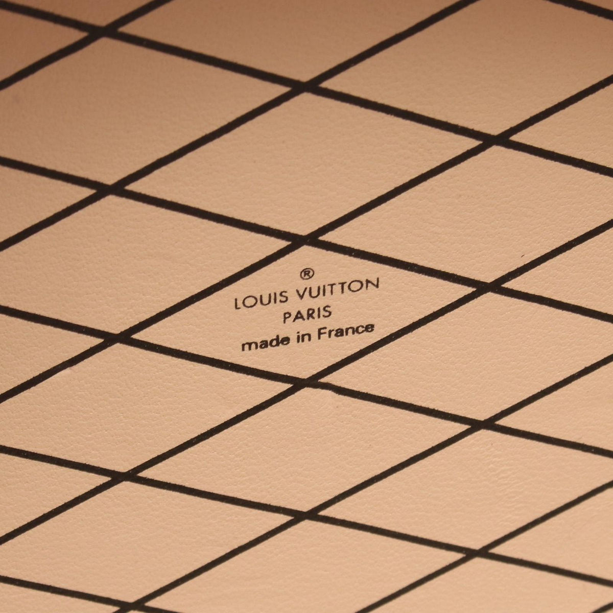 Louis Vuitton Handbag Petite Boite Chapeau Leather — view 4