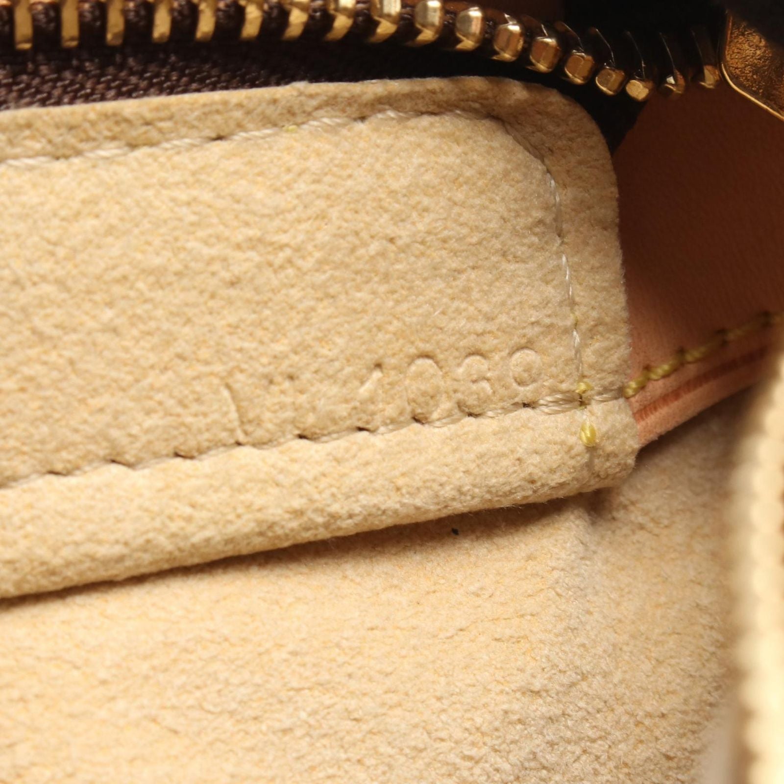 Louis Vuitton Handbag PM Monogram Leather PM — view 5