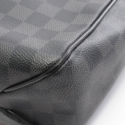 Louis Vuitton Shoulder Bag District GM Damier Graphite Leather — view 7