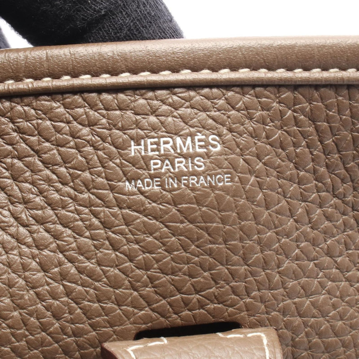 Hermes Shoulder Bag Evelyne 3 Trois PM Etoupe — view 4