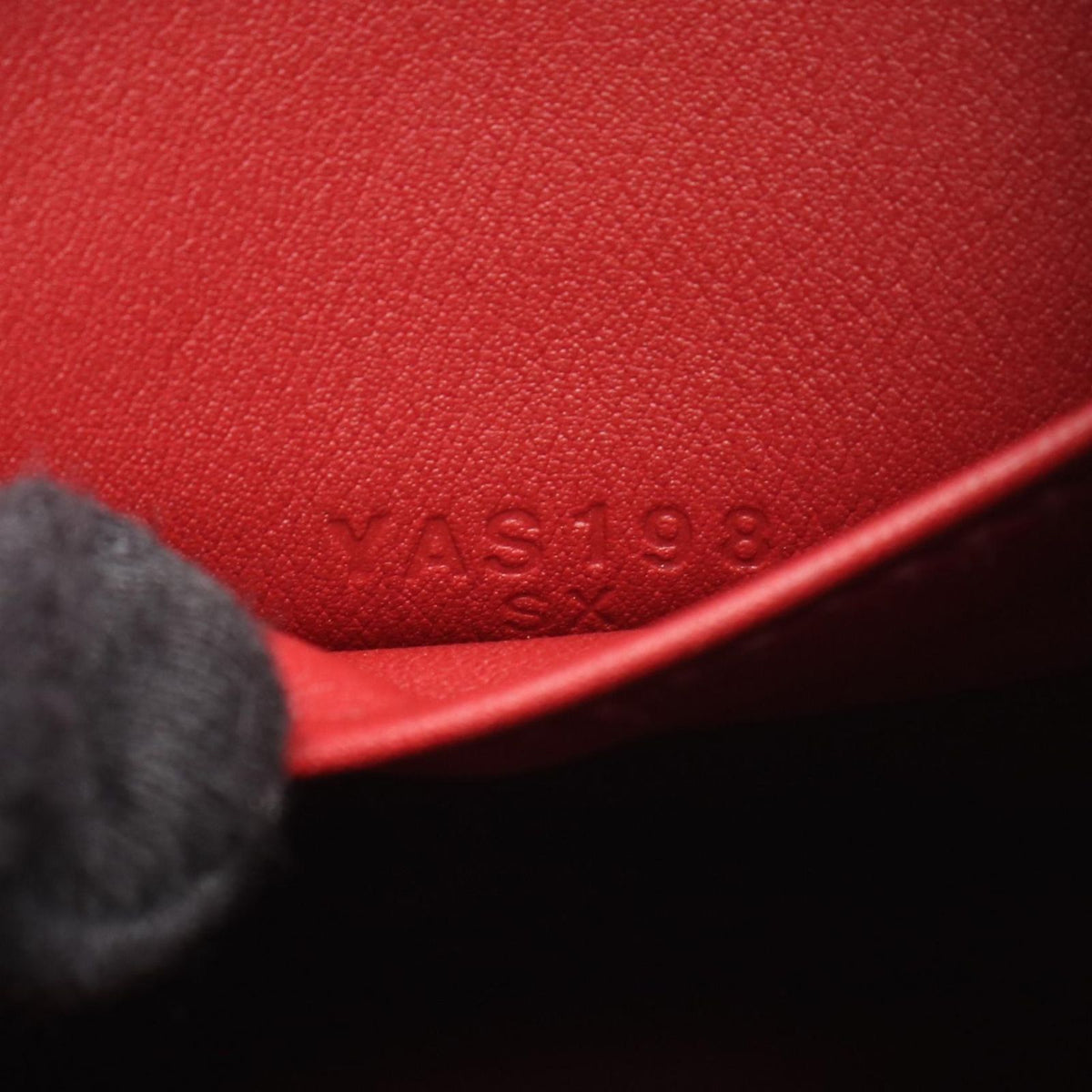 Hermes Shoulder Bag Lindy Mini Ruby — view 5