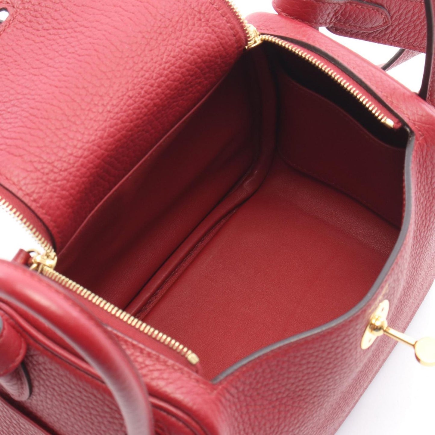 Hermes Shoulder Bag Lindy Mini Ruby — view 3