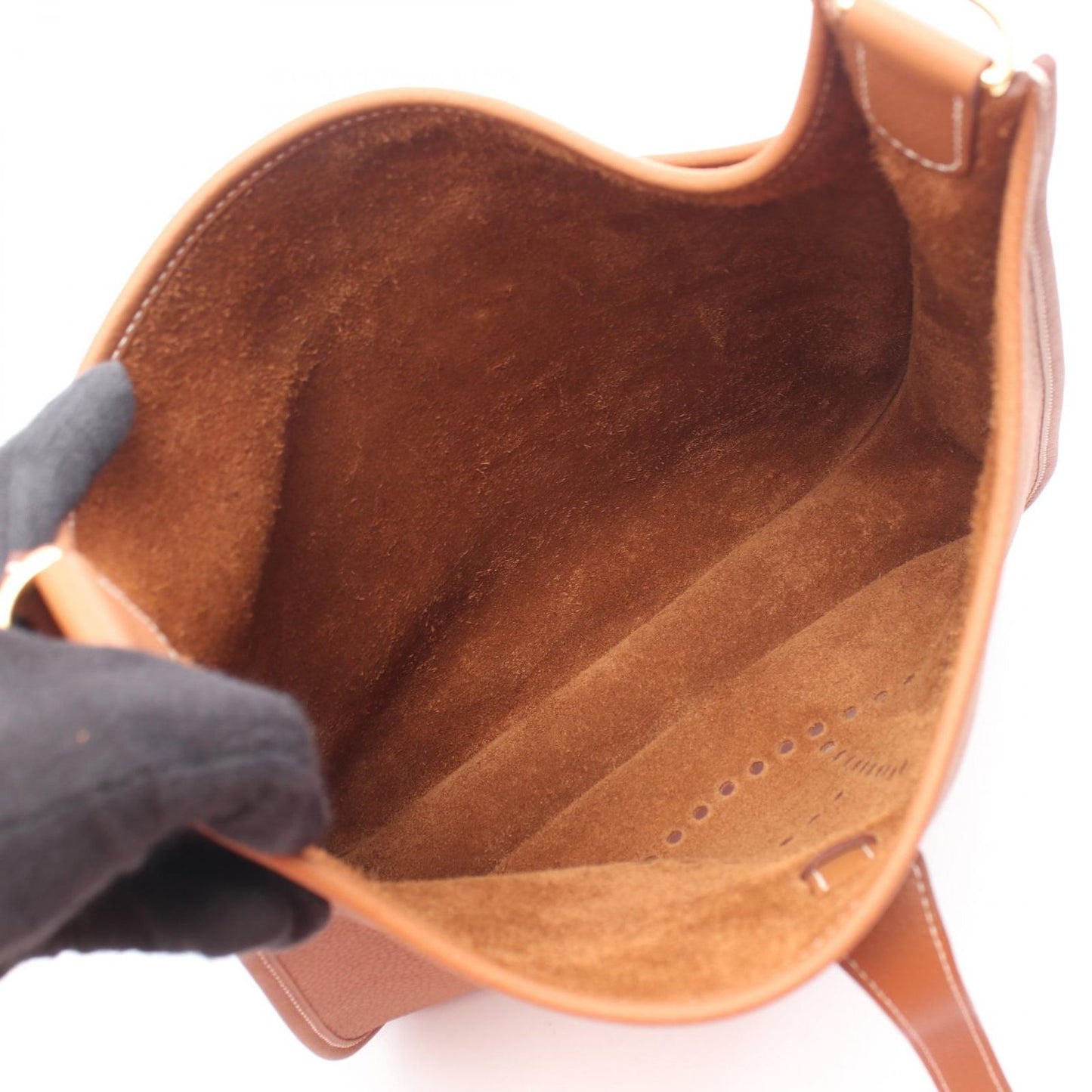 Hermes Shoulder Bag Evelyne 3 Trois PM Gold — view 3