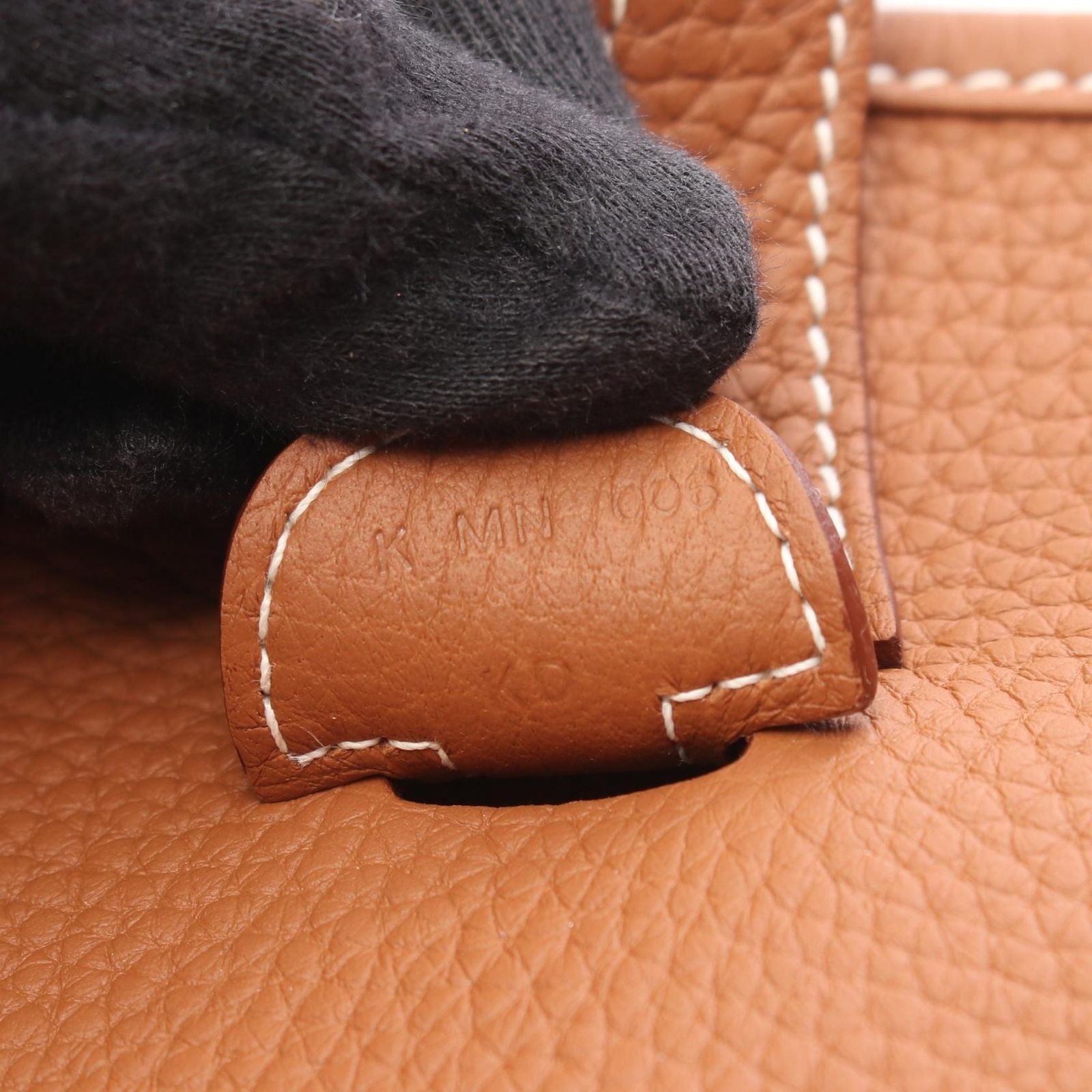 Hermes Shoulder Bag Evelyne 3 Trois PM Gold — view 5