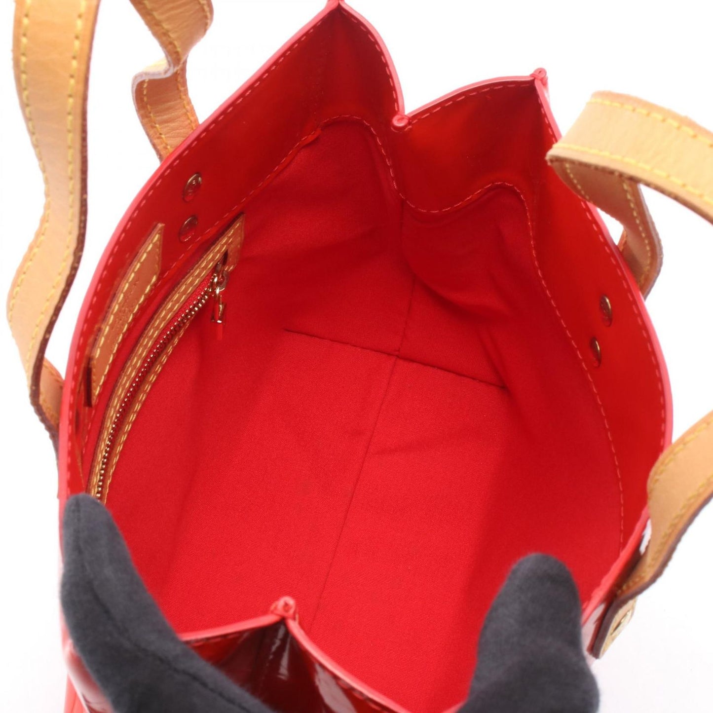 Louis Vuitton Handbag Reade PM Monogram Vernis Rouge Leather — view 3