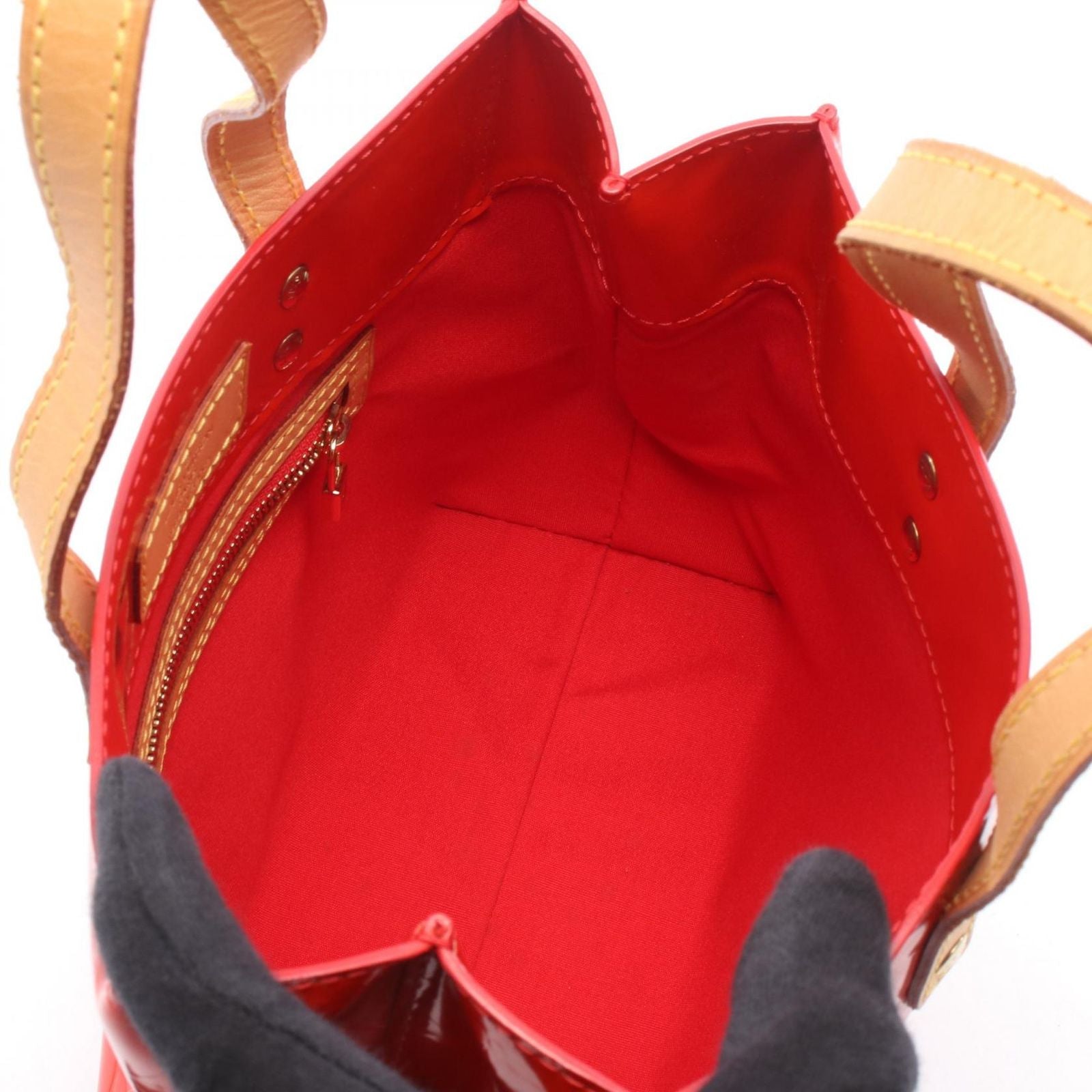 Louis Vuitton Handbag Reade PM Monogram Vernis Rouge Leather — view 3