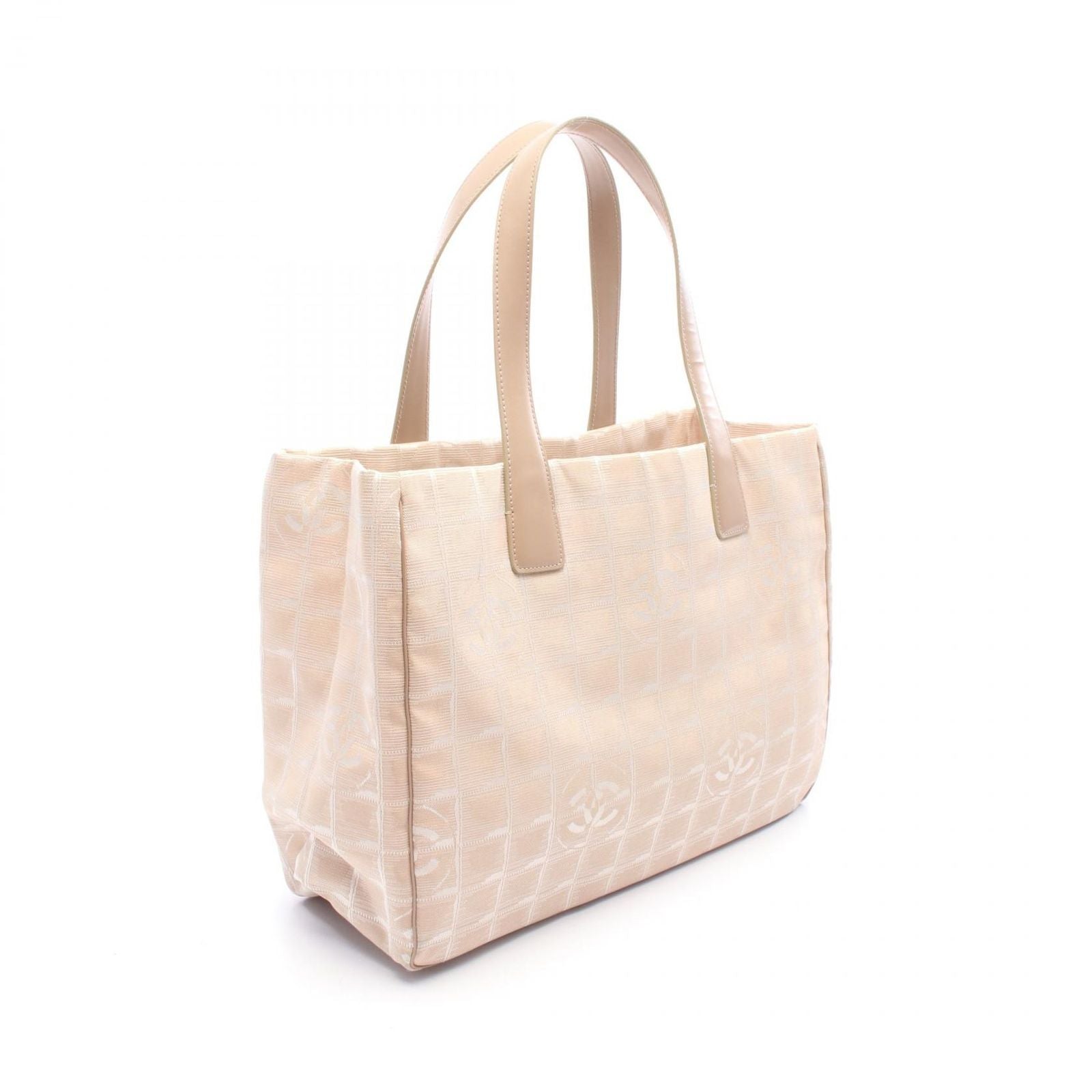 Chanel Tote New Travel Line MM Beige Leather MM — view 2