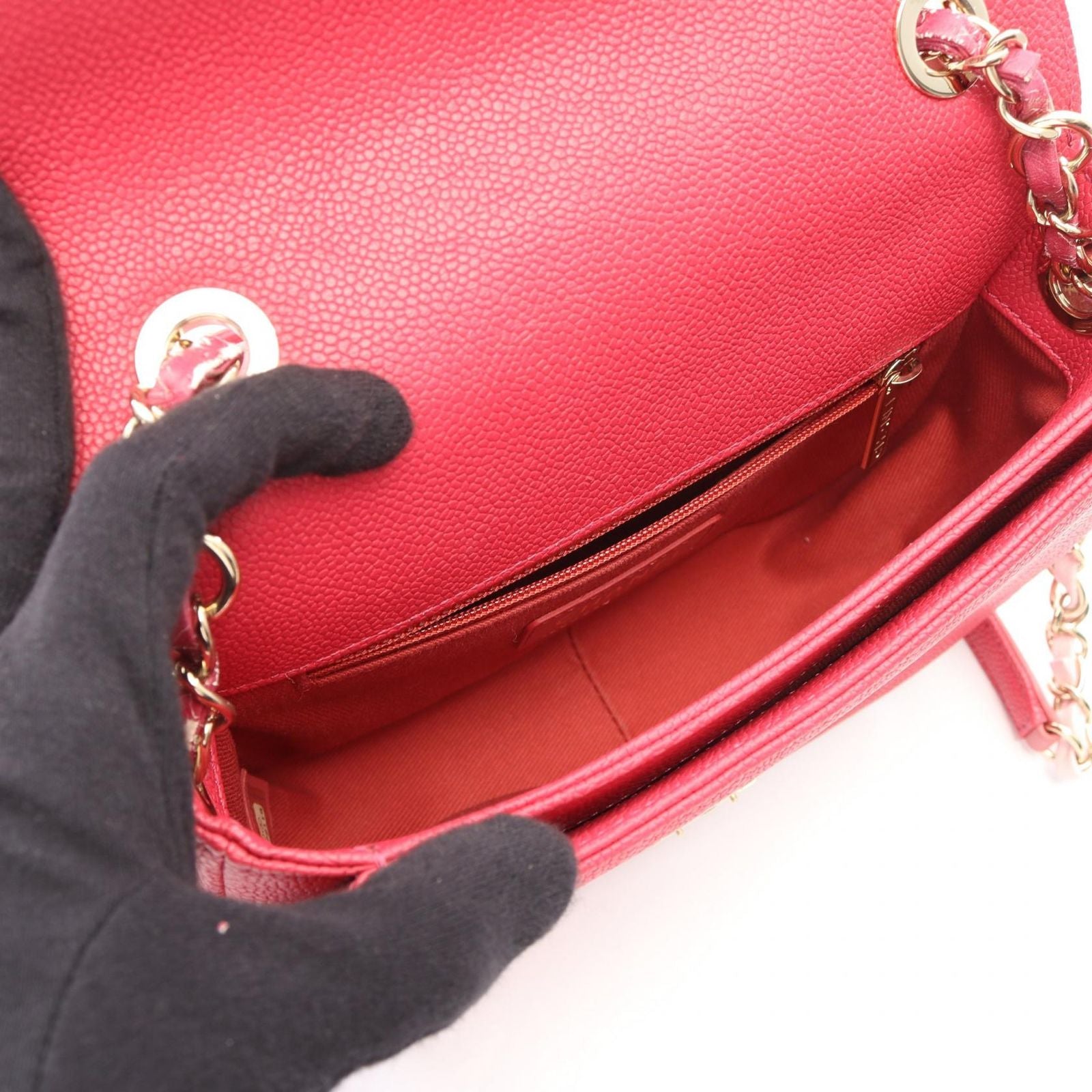 Chanel Shoulder Bag CC Logo Top Handle Flap Quilted 2-Way Magenta Caviar — view 3