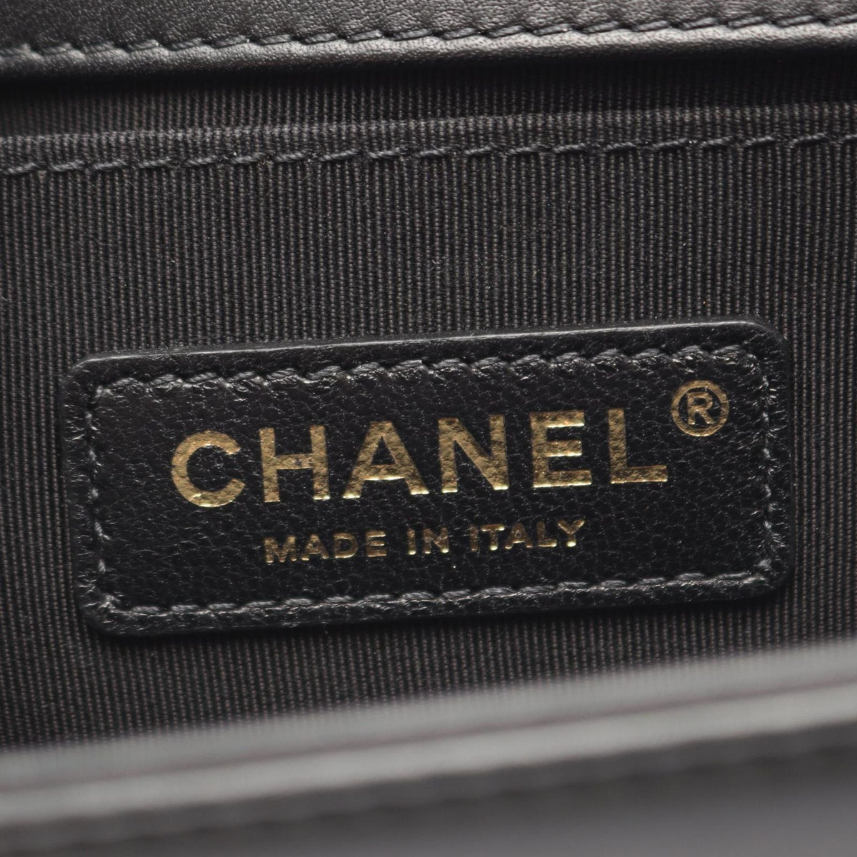 Chanel Shoulder Bag Boy Small Black Lambskin Chain — view 4