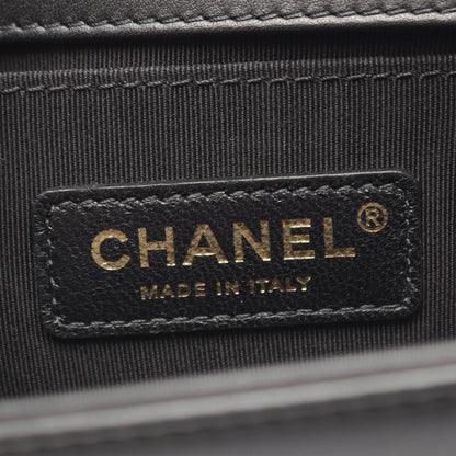 Chanel Shoulder Bag Boy Small Black Lambskin Chain — view 4