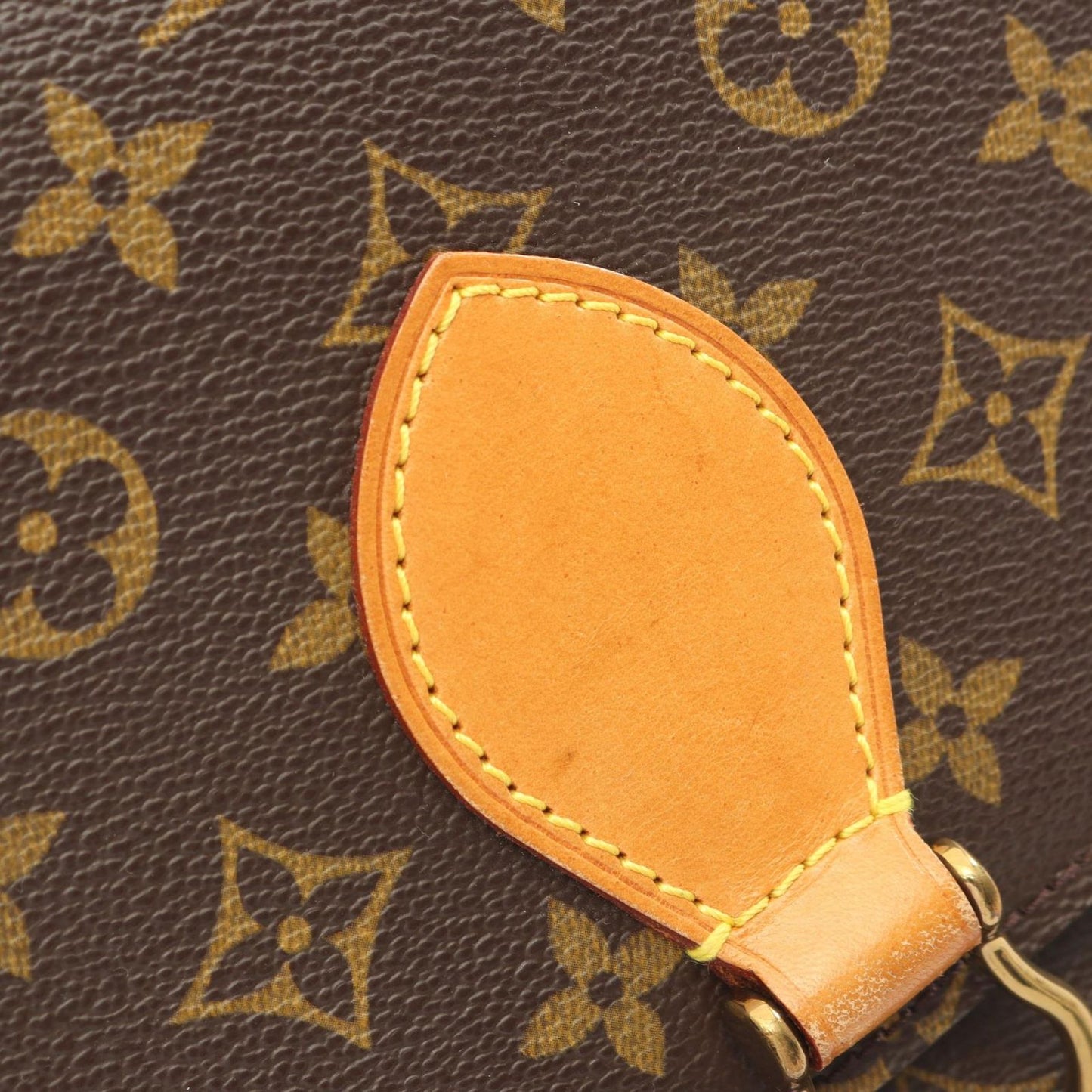 Louis Vuitton Shoulder Bag Saint-cloud GM Leather — view 6