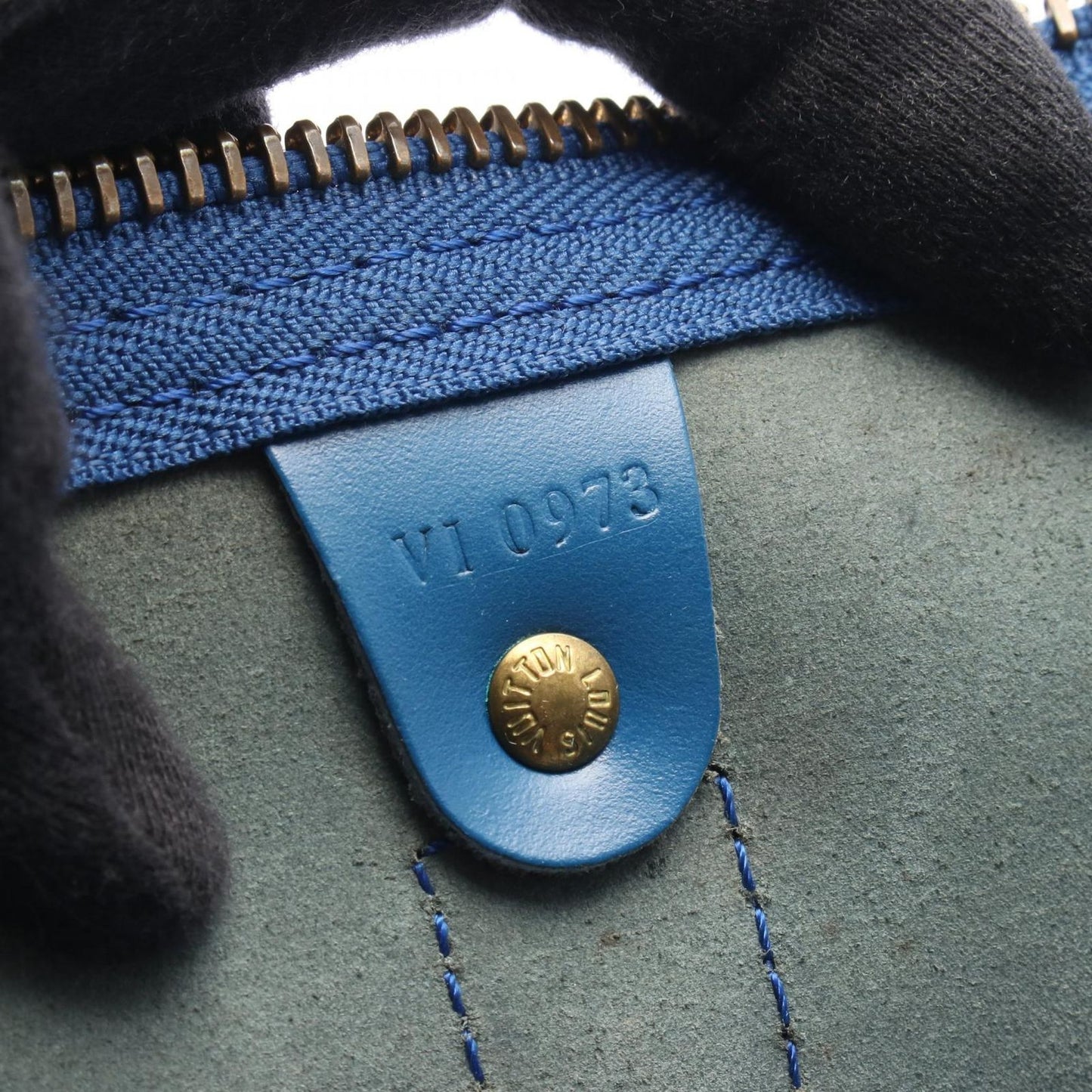 Louis Vuitton Boston Bag Keepall 55 Toledo Blue Leather — view 5