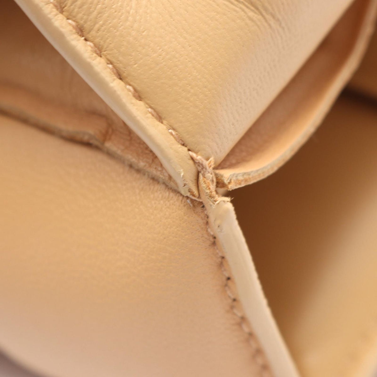 Bottega Veneta Shoulder Bag the Chain Cassette 2-Way Beige Leather Maxi — view 5