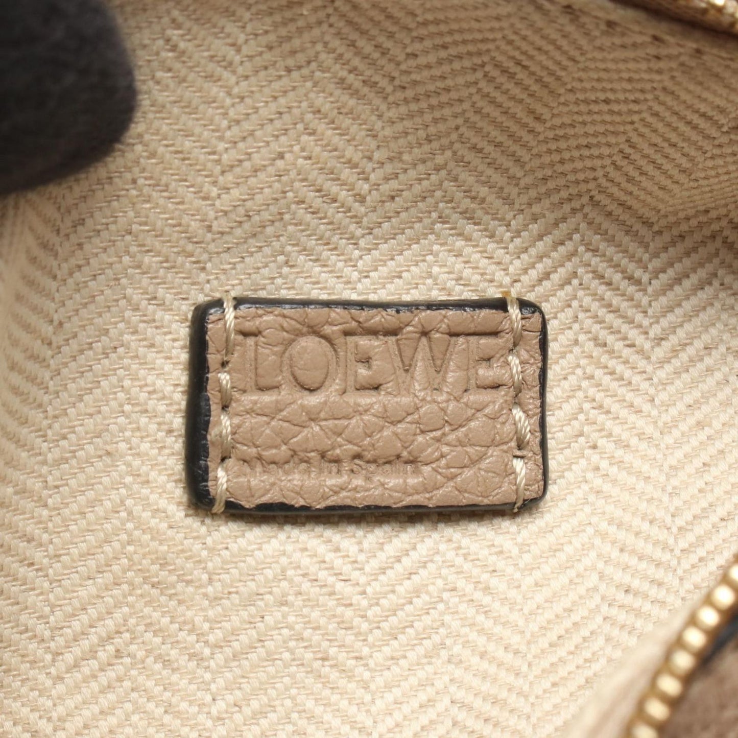 Loewe Handbag Puzzle Bag Mini 2-Way Greige Leather — view 4