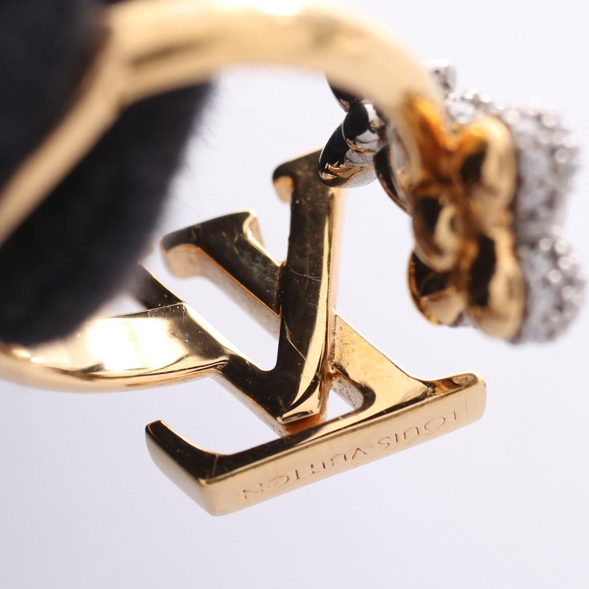 Louis Vuitton Ring LV Glam — view 7