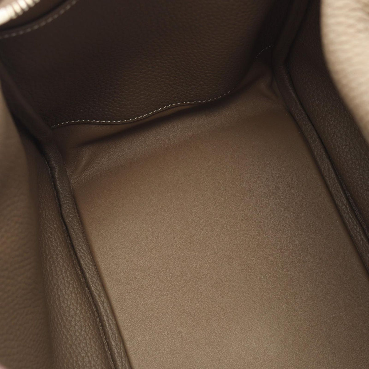 Hermes Shoulder Bag Lindy 30 Etoupe — view 7