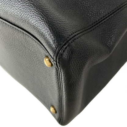 Chanel Tote Executive Line Black Gold Leather — view 6