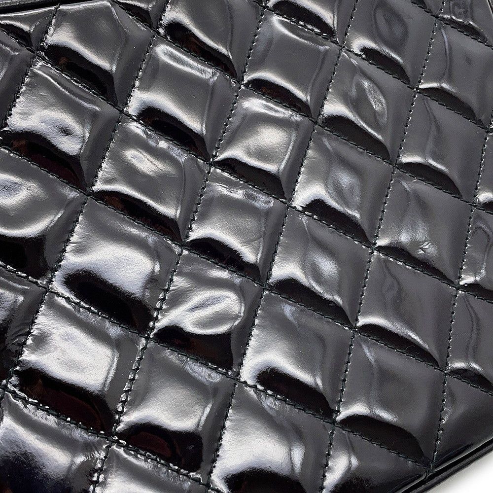Chanel Chain Shoulder Bag Quilted CC Logo Patent Black — view 6