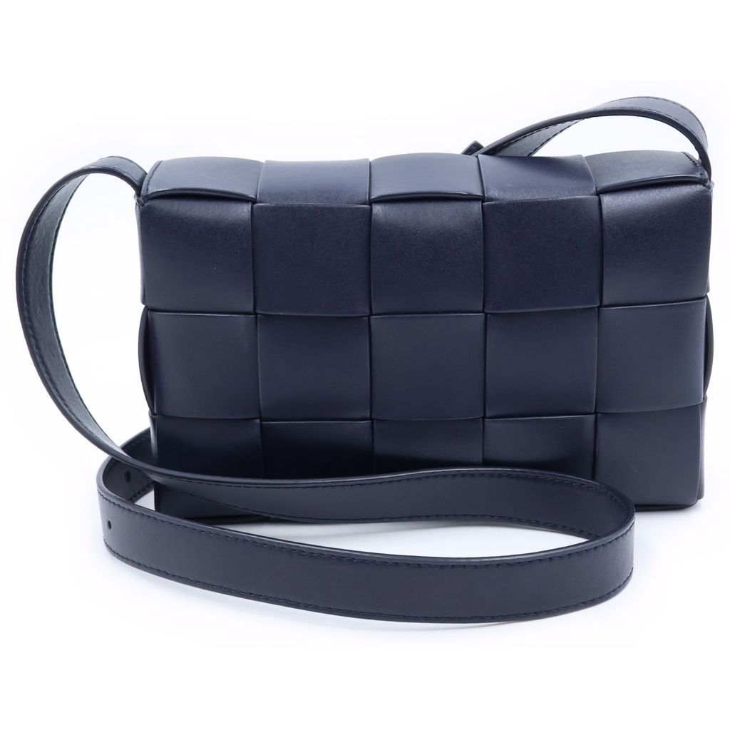 Bottega Veneta Cassette Maxi Intrecciato Leather Shoulder Bag Navy — view 2