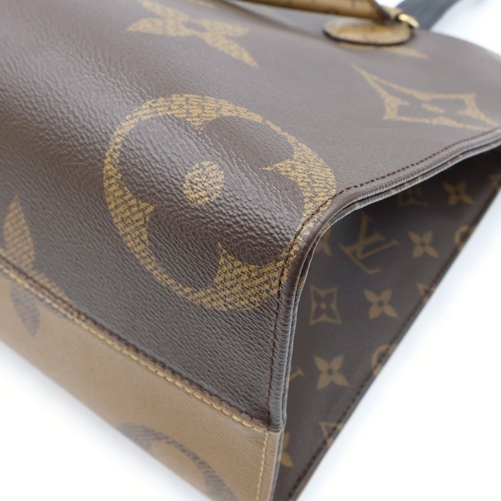 Louis Vuitton Monogram Reverse on the Go MM Tote Brown Leather — view 5